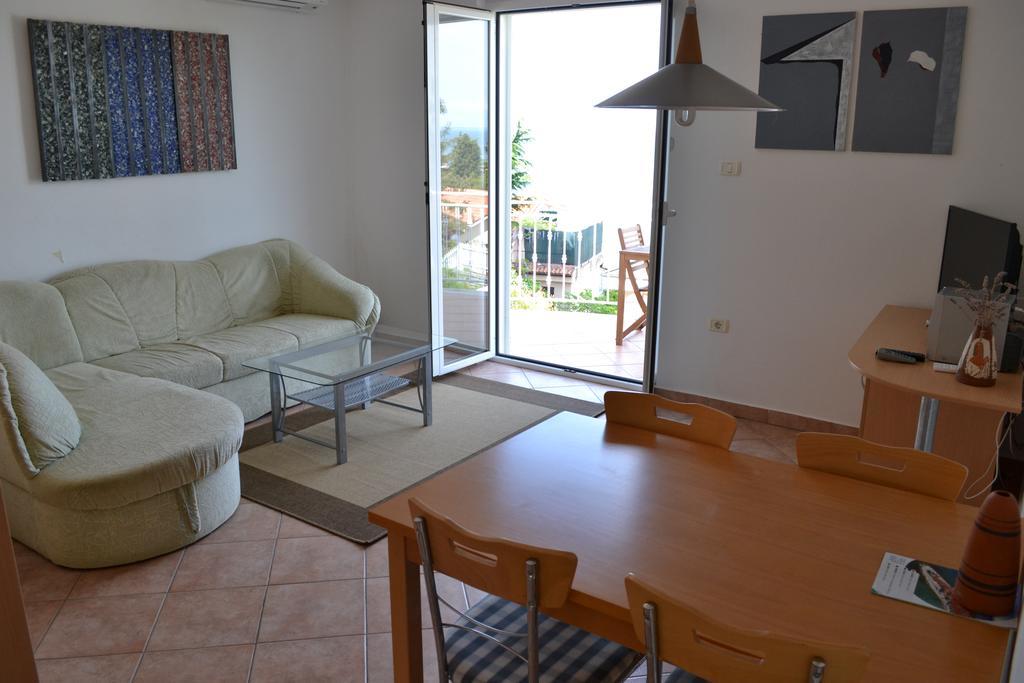Apartment Jugo Pirano Esterno foto