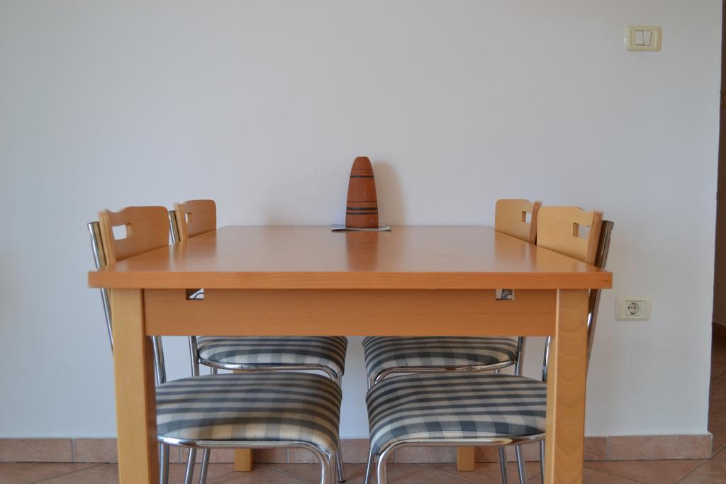 Apartment Jugo Pirano Esterno foto